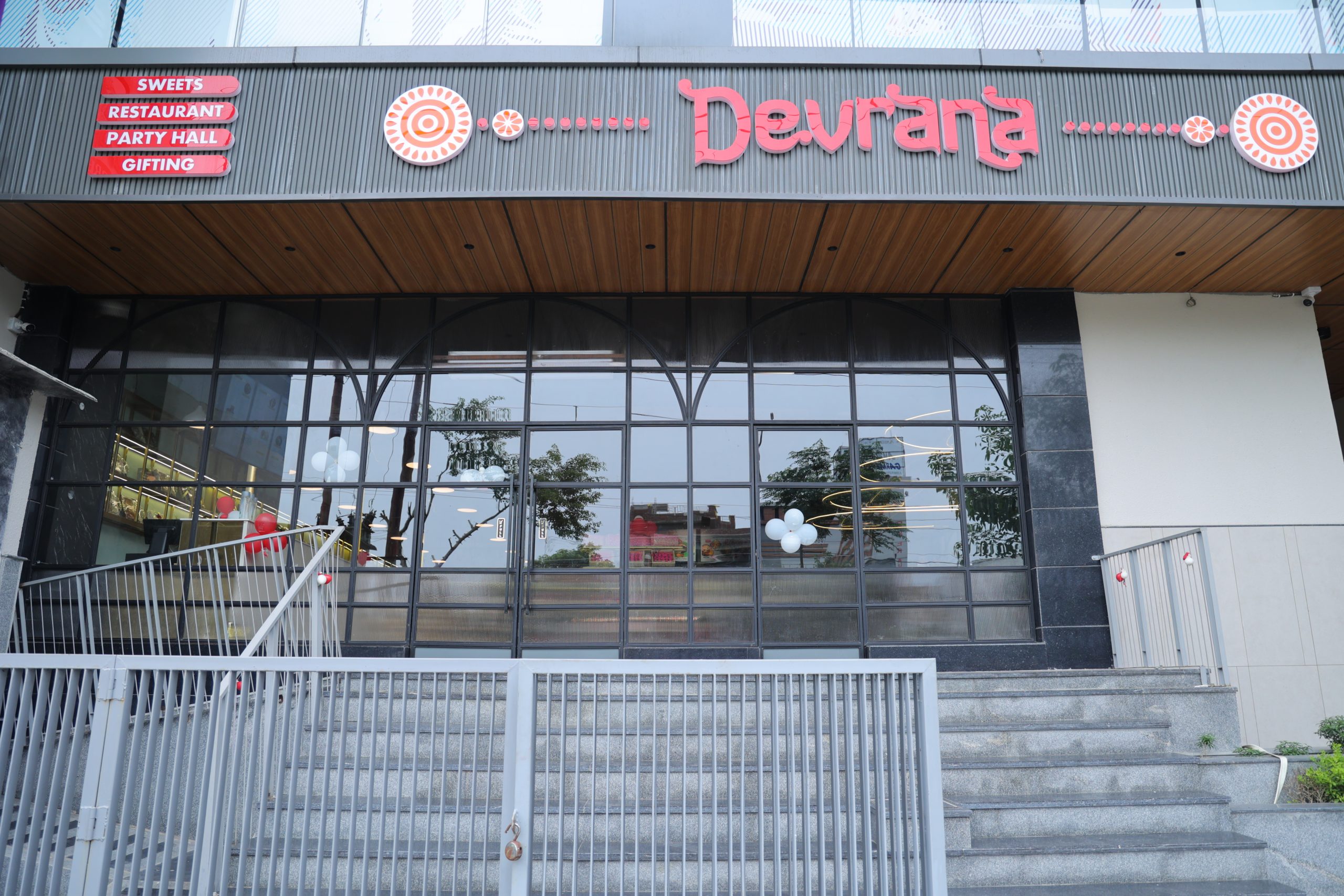 Devrana Launches New Express Outlet in Shastri Nagar with INR 1.5 Crore Investment