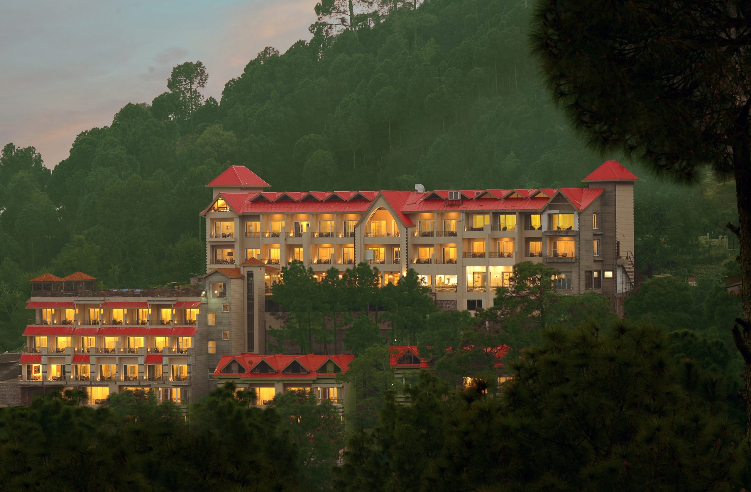 Radisson Hotel Group strengthens footprint in Himachal Pradesh, signs Glenview Resort Kasauli