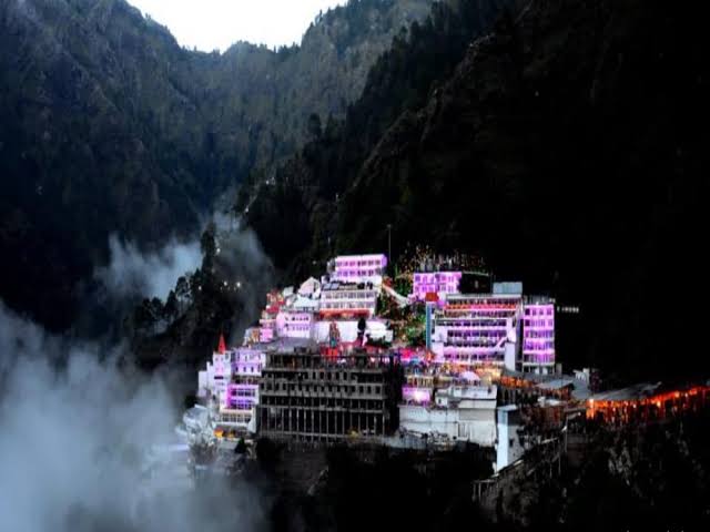 Katra Imposes Ban on Liquor and Non-Vegetarian Food to Preserve Vaishno Devi Pilgrimage Sanctity